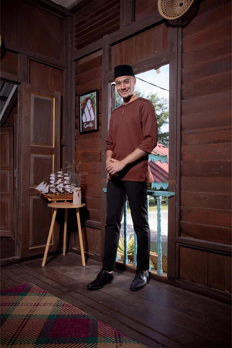 RIch Brown Dewasa 1 Rich Brown - Image 1